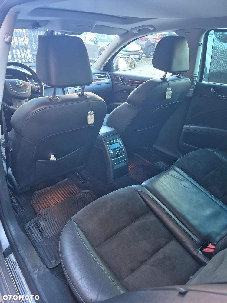 Skoda Superb 3.6 FSI 4x4 Platinum DSG - 7