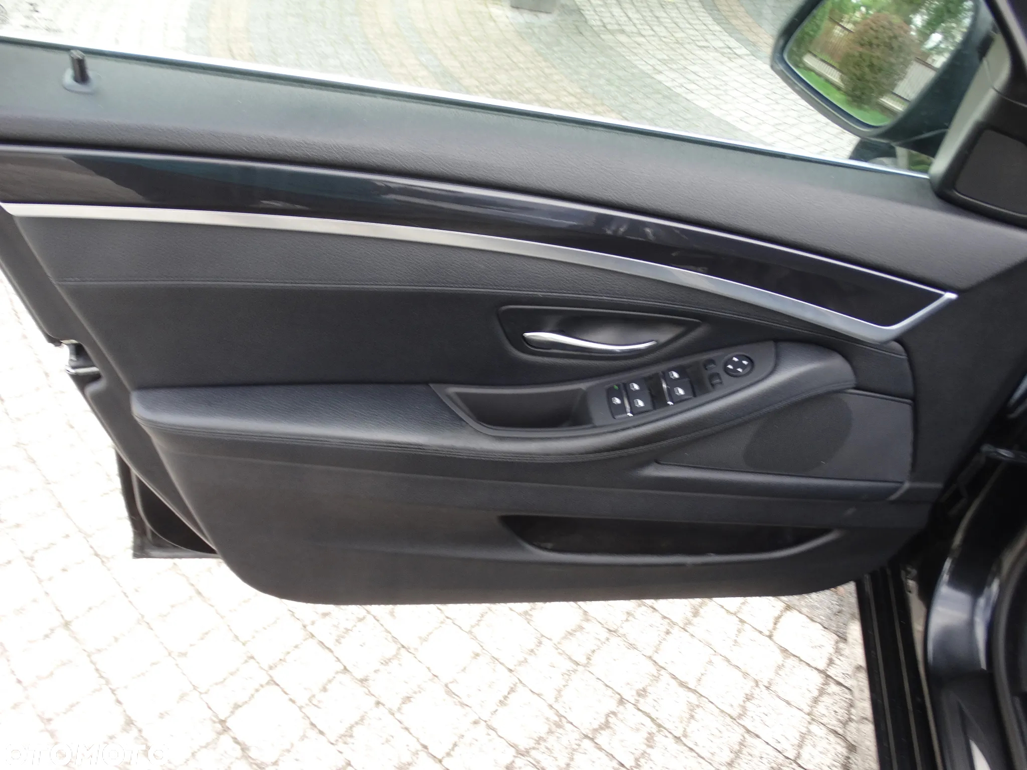 BMW Seria 5 520d xDrive Touring Luxury Line - 17