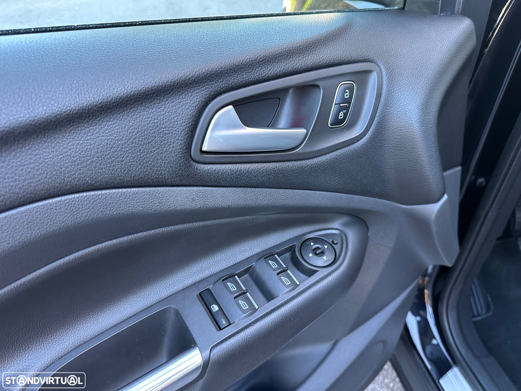 Ford Kuga 2.0 TDCi Titanium 4WD - 45