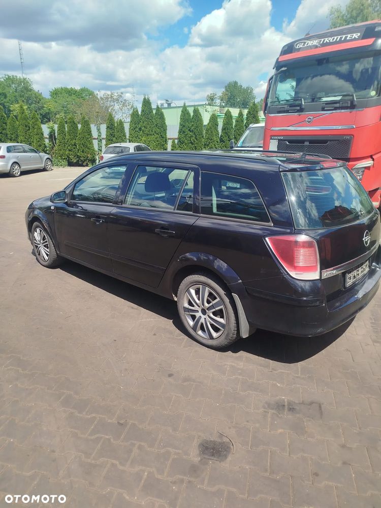 Opel Astra H na części. - 9