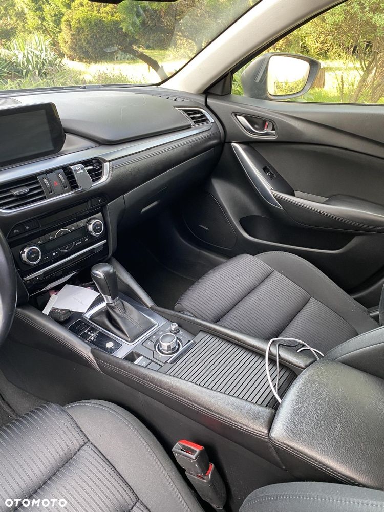 Mazda 6 - 8