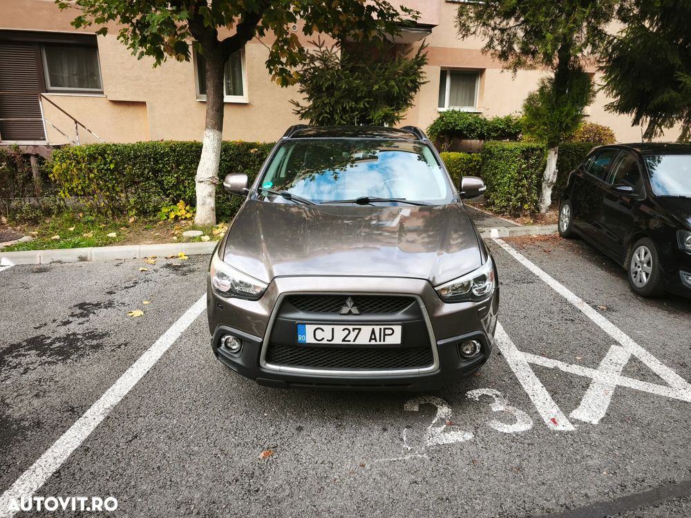 Mitsubishi ASX - 8