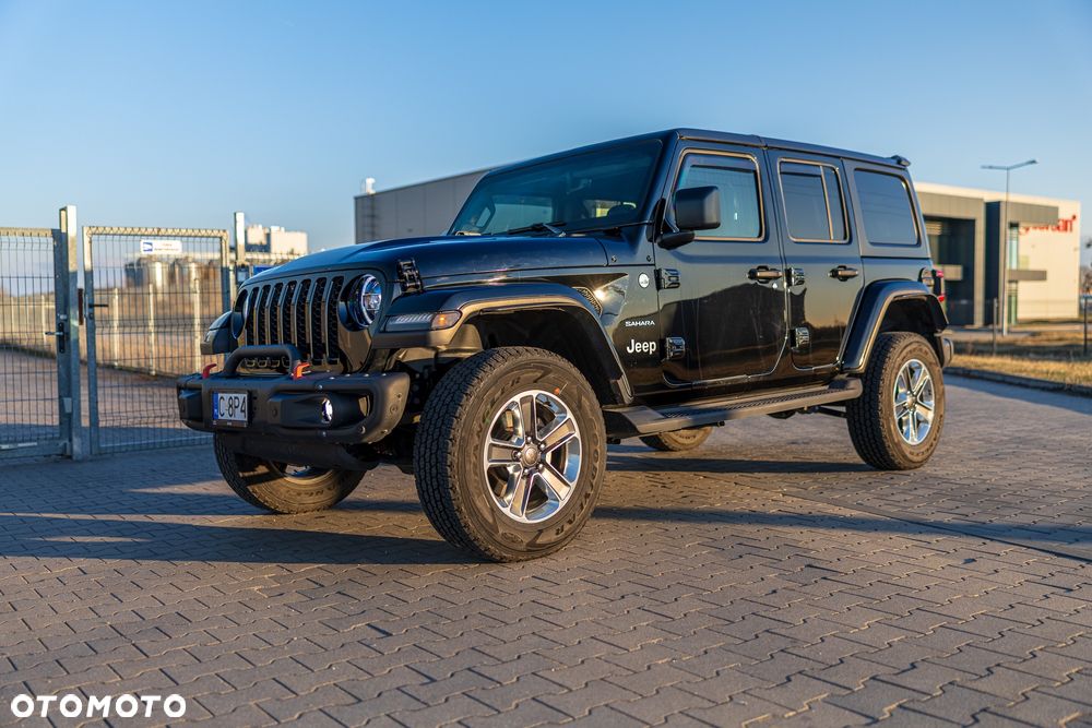 Jeep Wrangler 3.6 Unlim Sahara - 35