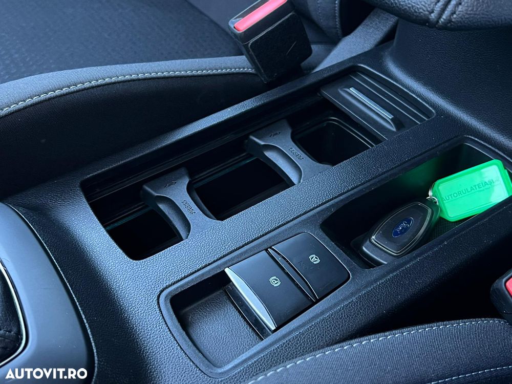Ford Focus 1.0 EcoBoost Trend Edition - 27