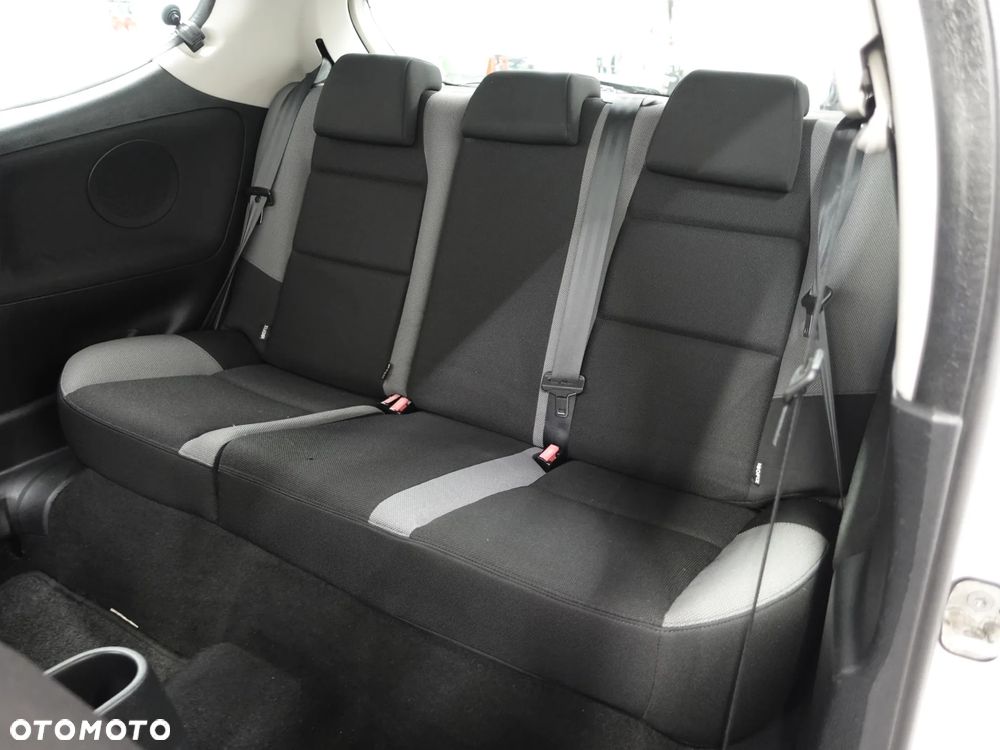 Peugeot 207 95 VTi Urban Move - 23