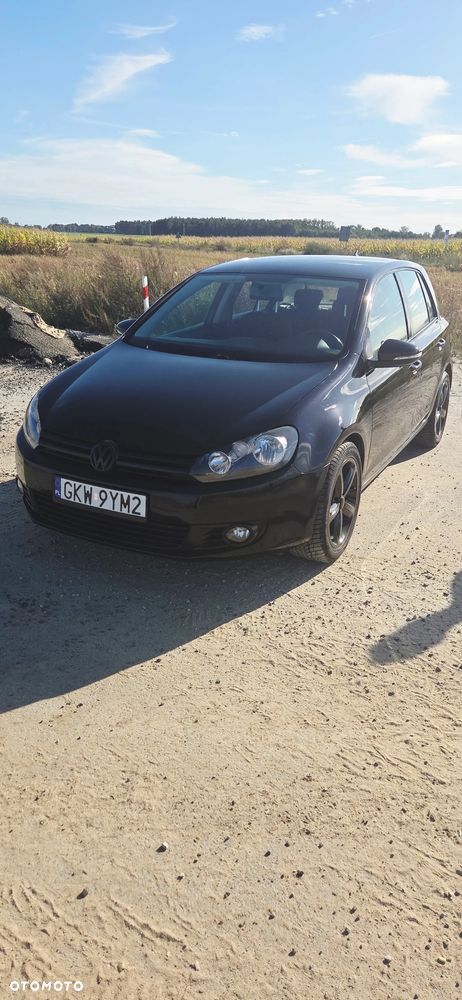 Volkswagen Golf - 2