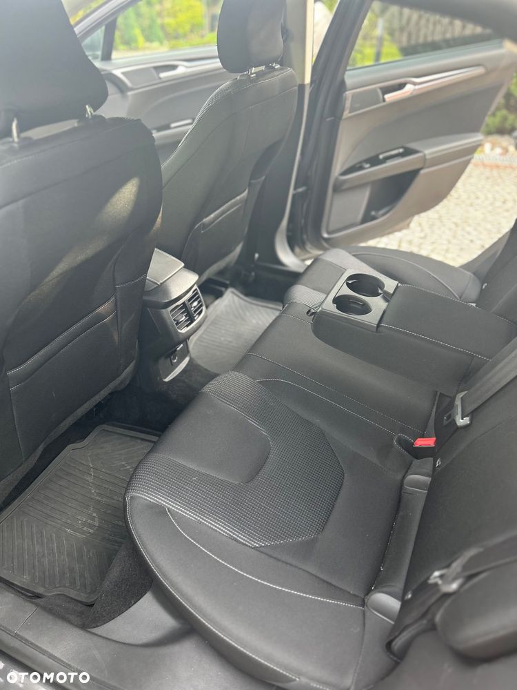 Ford Mondeo 2.0 EcoBlue Titanium - 16