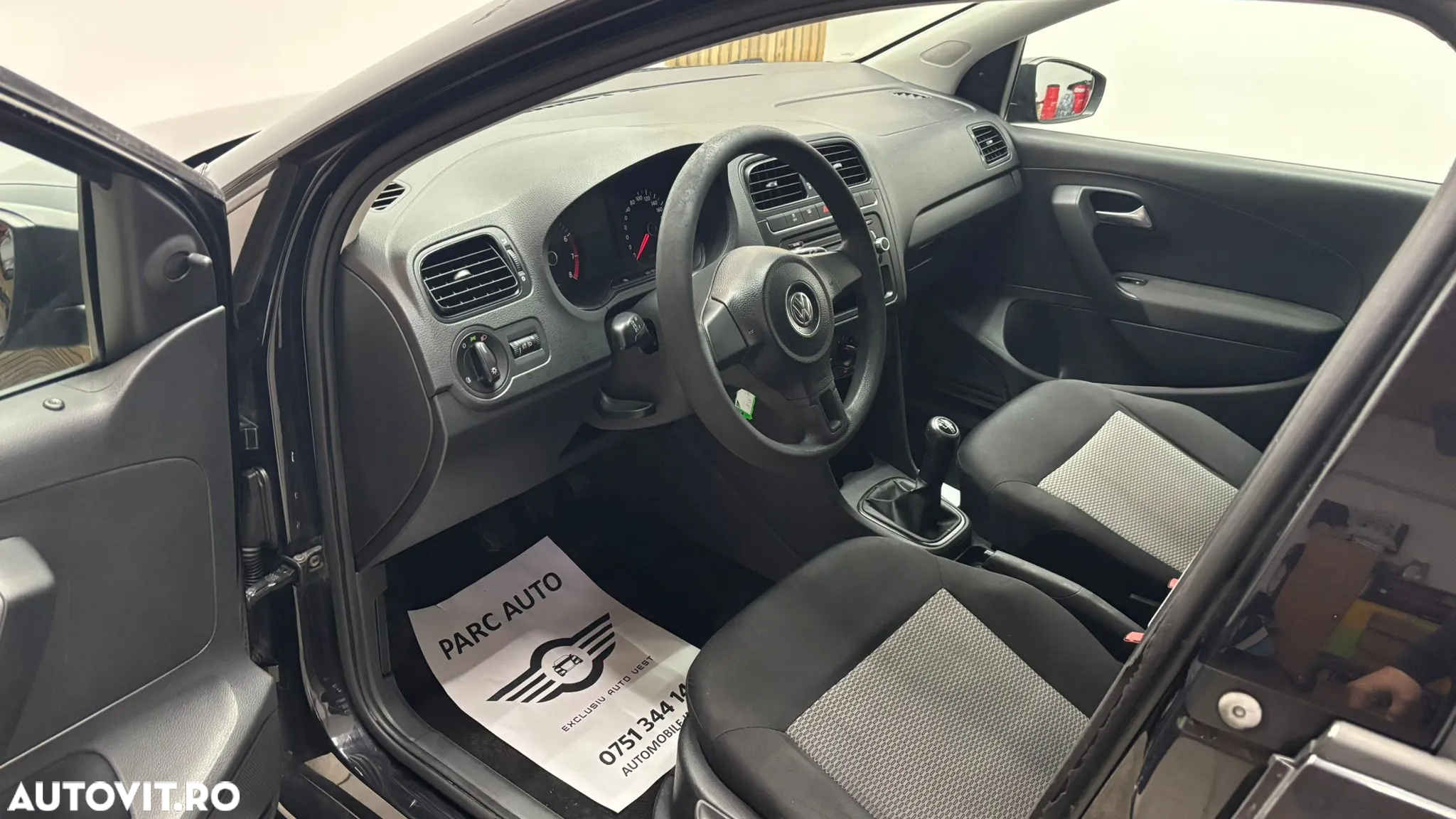 Volkswagen Polo - 5