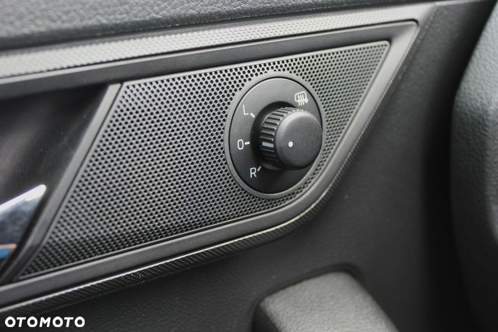 Skoda Fabia 1.0 TSI Ambition - 25