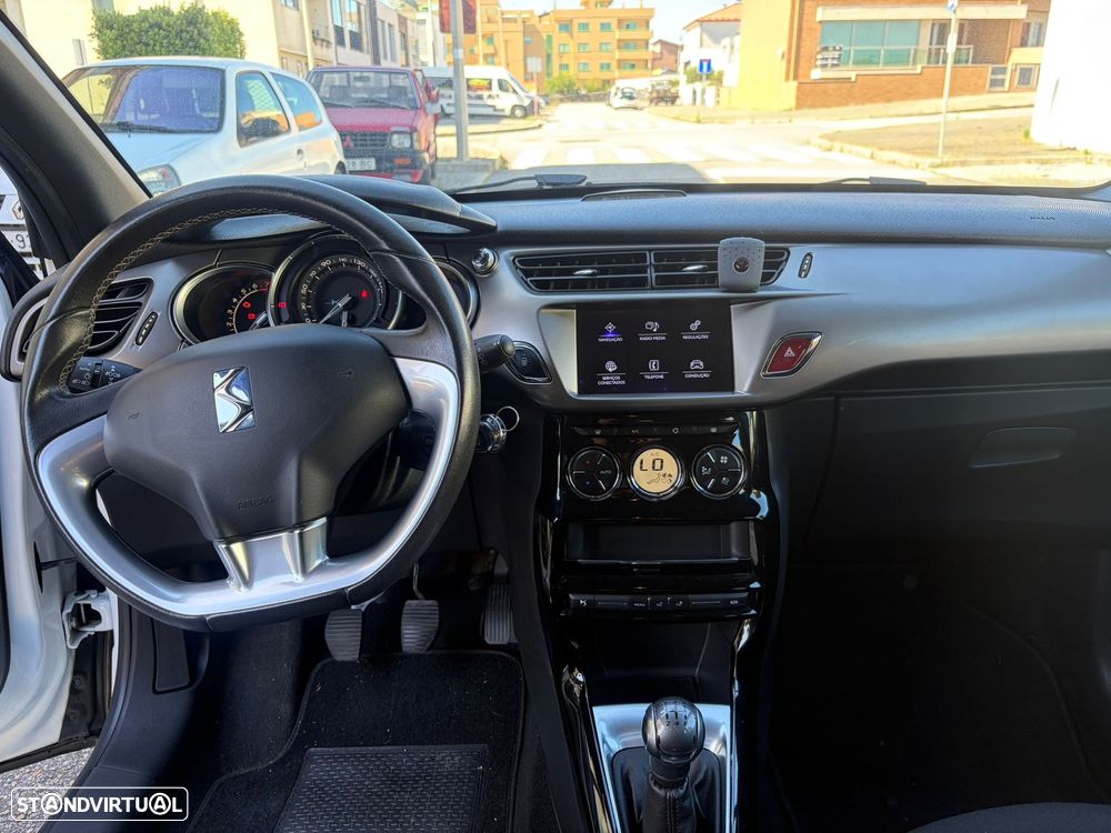 DS DS3 PureTech 82 CONNECTED CHIC - 16