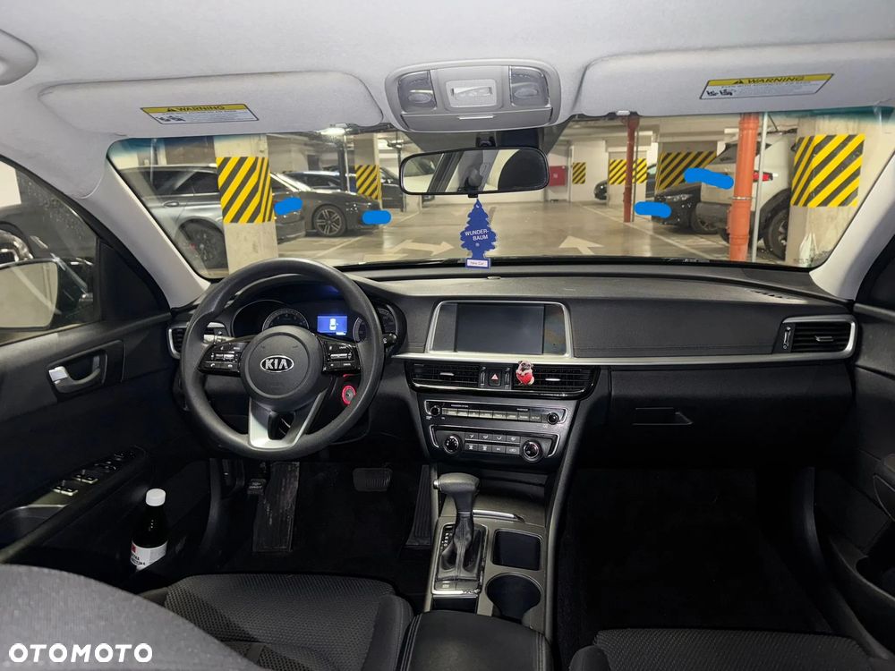 Kia Optima - 11