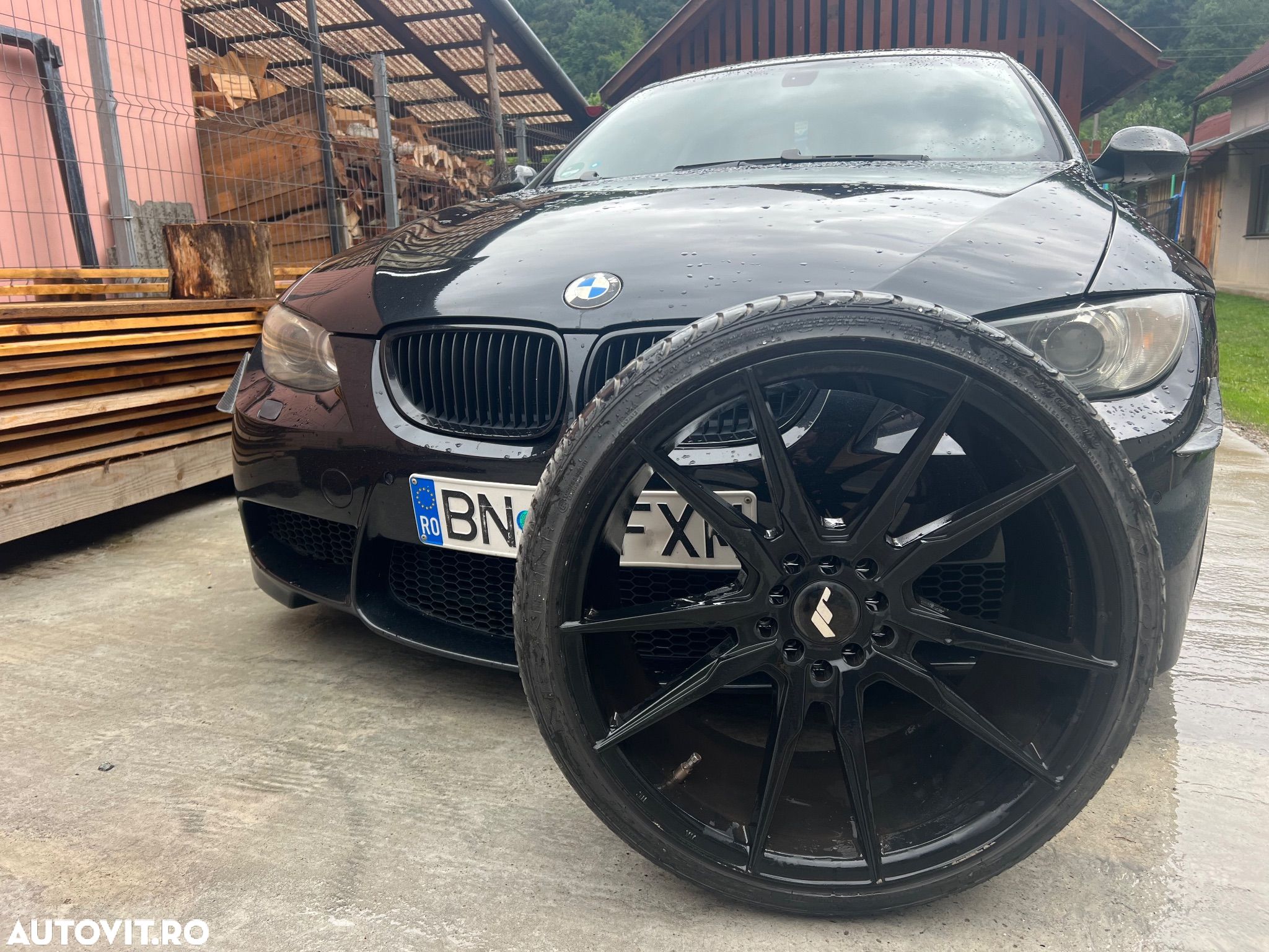 BMW Seria 3 325i Coupe Aut. - 1