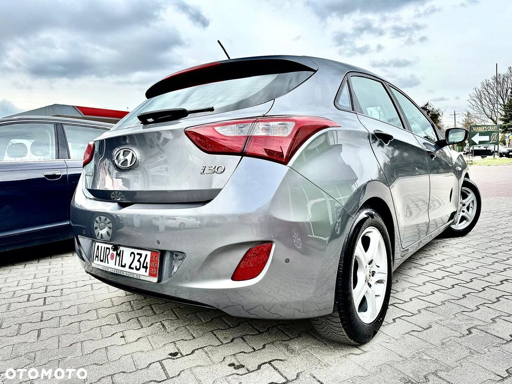 Hyundai i30 1.4 Premium - 23