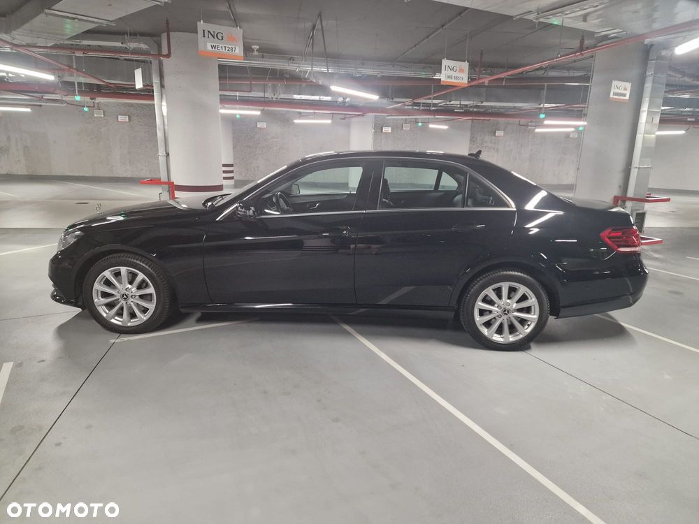 Mercedes-Benz Klasa E 300 4-Matic Elegance - 15