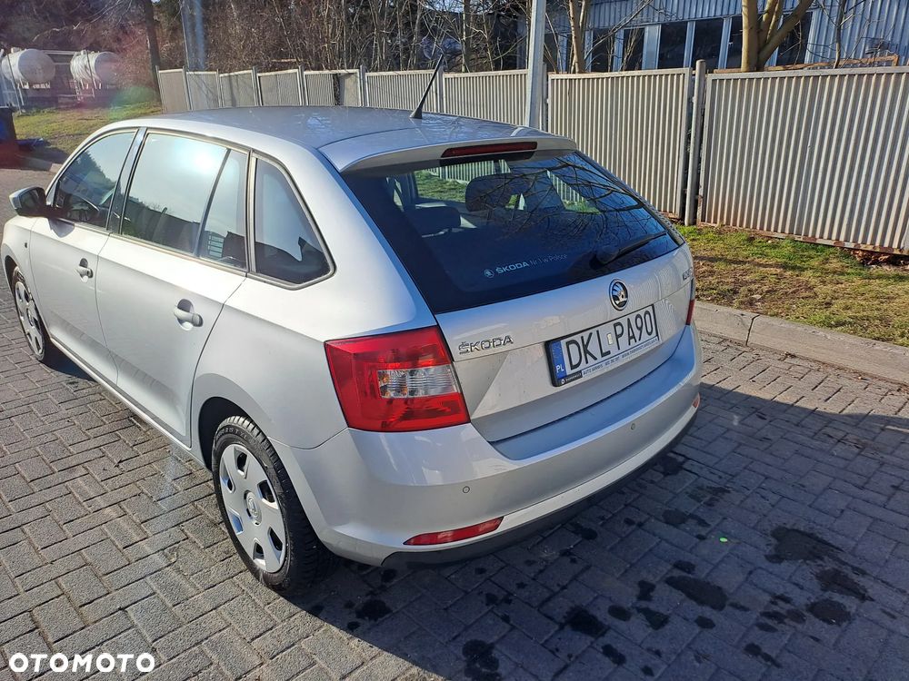 Skoda RAPID 1.2 TSI Ambition - 2