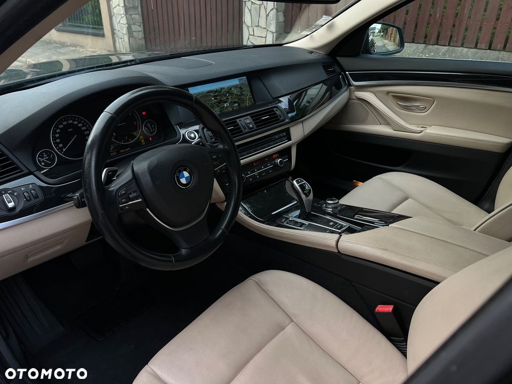 BMW Seria 5 520d Luxury Line - 7