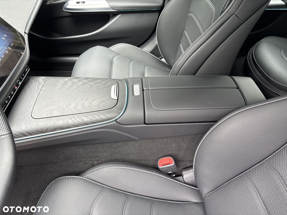 Mercedes-Benz Klasa E 300 de PHEV 4-Matic AMG 9G-Tronic - 20