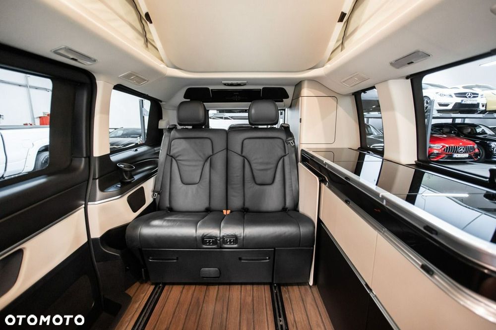Mercedes-Benz Klasa V 250 d lang 4Matic 9G-TRONIC Avantgarde Edition 2023 - 28
