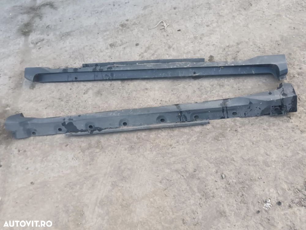 PRAG STANGA/ DREAPTA TOYOTA C HR 2016-2023