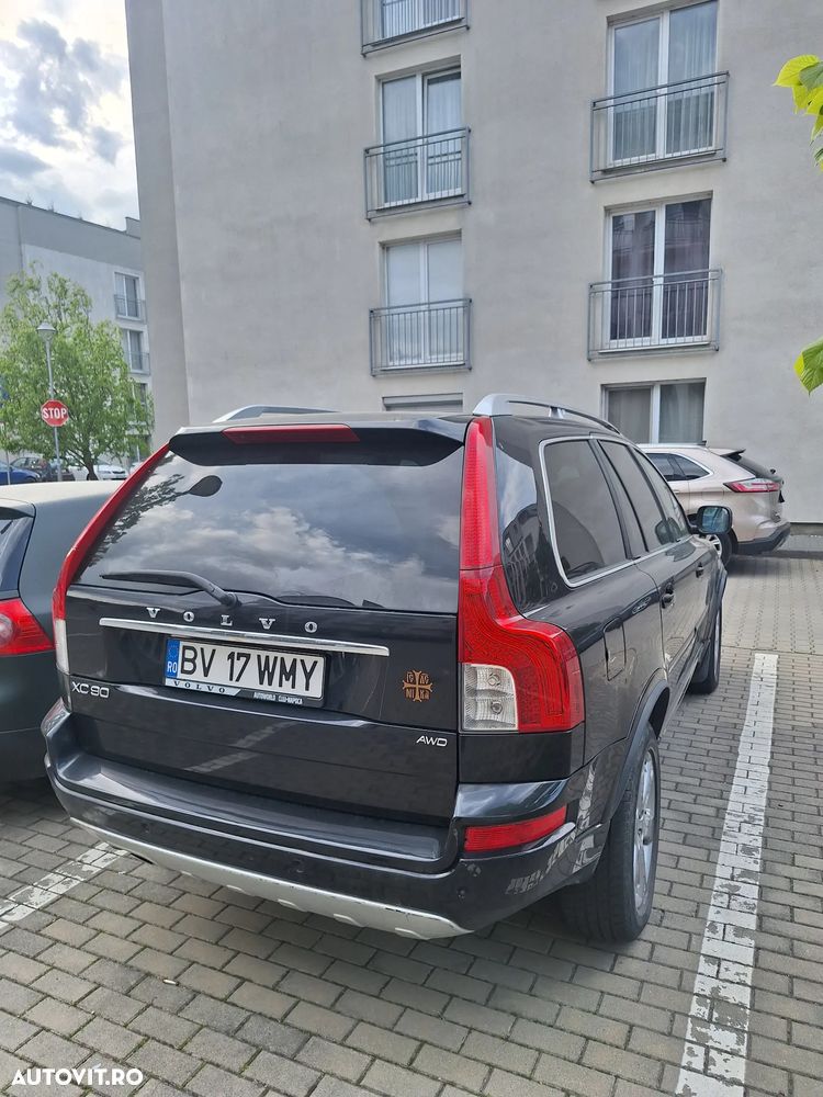 Volvo XC 90 D5 AWD Geartronic Momentum - 9