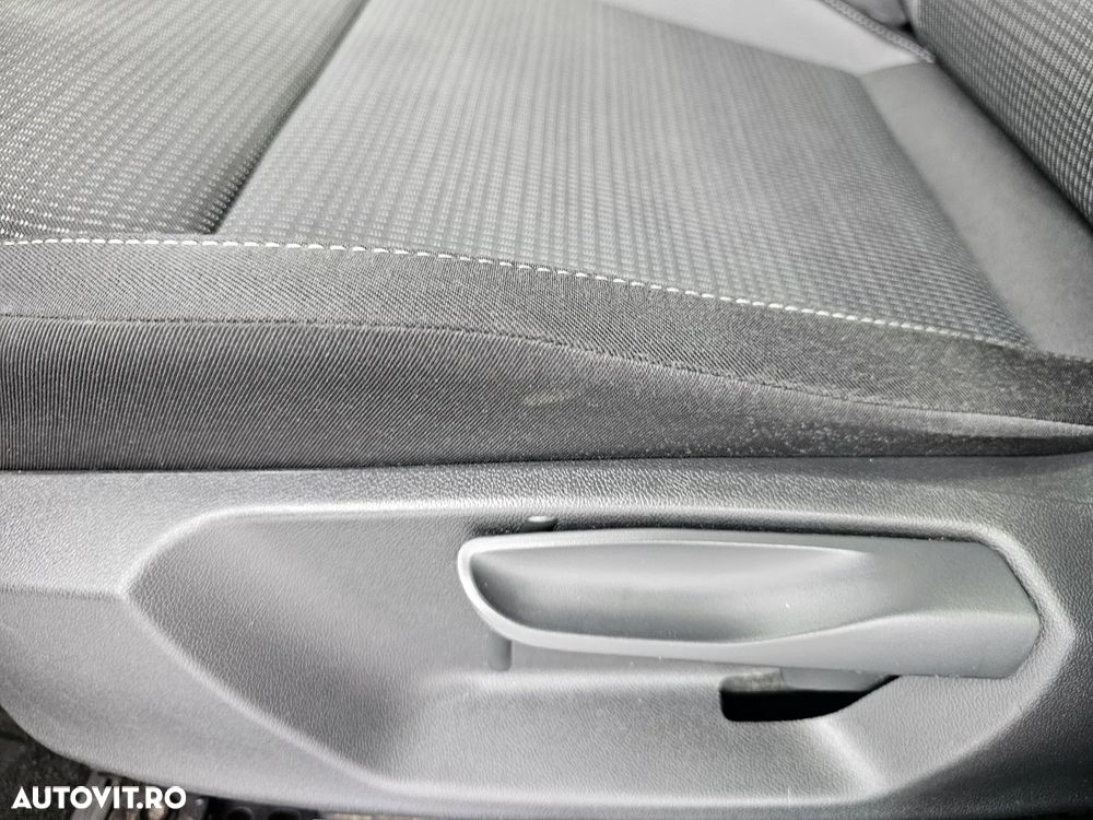 Skoda Octavia 2.0 TDI DSG Ambition - 7