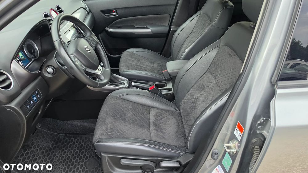 Suzuki Vitara 1.5 Dualjet Hybrid AGS Comfort+ - 19