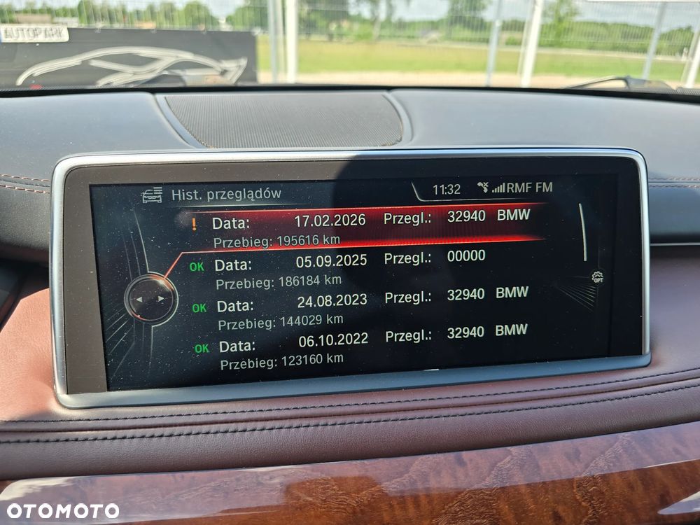 BMW X5 ver-m50d - 31
