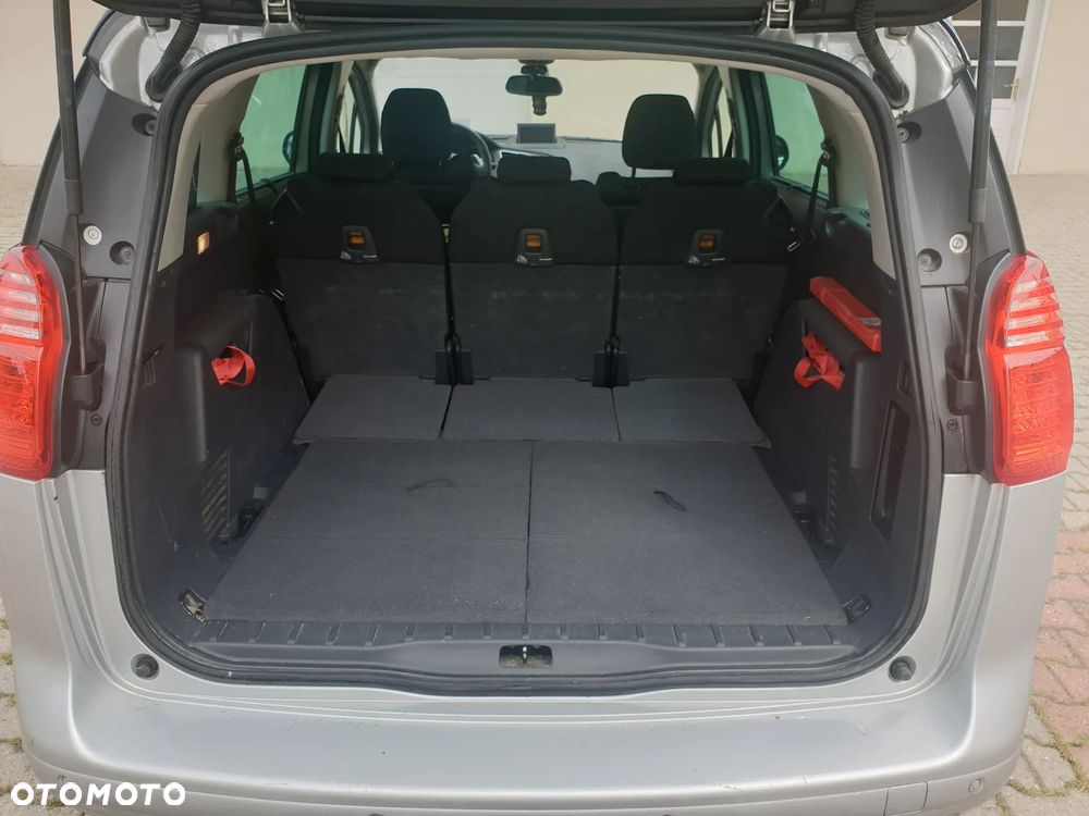 Peugeot 5008 - 4