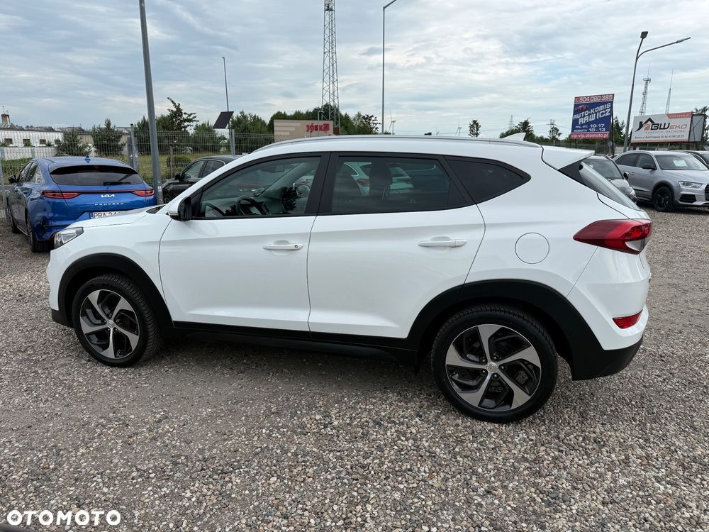 Hyundai Tucson blue 1.7 CRDi 2WD Style - 25