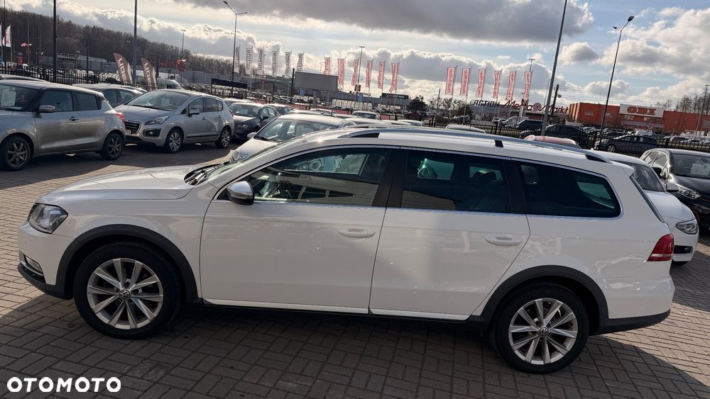 Volkswagen Passat Alltrack 2.0 TDI 4Motion DSG BlueMotion Tec - 21
