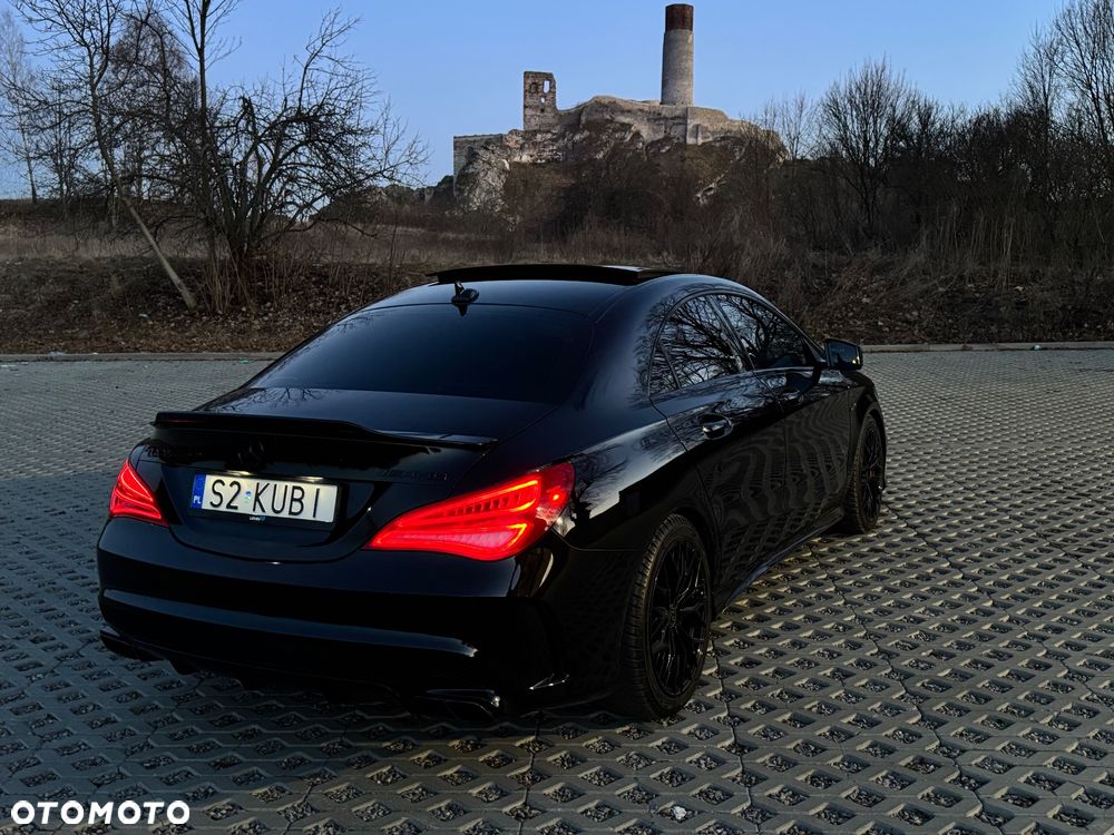 Mercedes-Benz CLA 45 AMG 4Matic 7G-DCT - 7