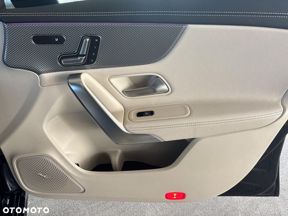 Mercedes-Benz CLA - 19