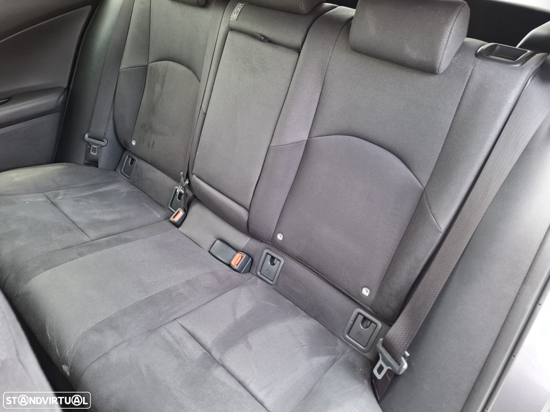 Lexus UX 250h Executive - 39
