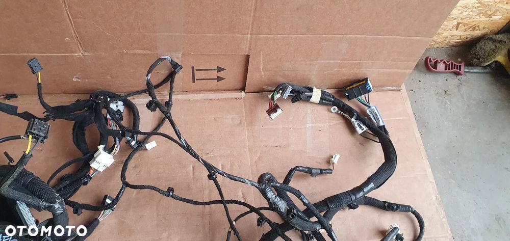 Wiązka instalacja silnika kabiny Renault Trafic III Vivaro B 1.6 DCI CDI 93460519 240141985R - 2