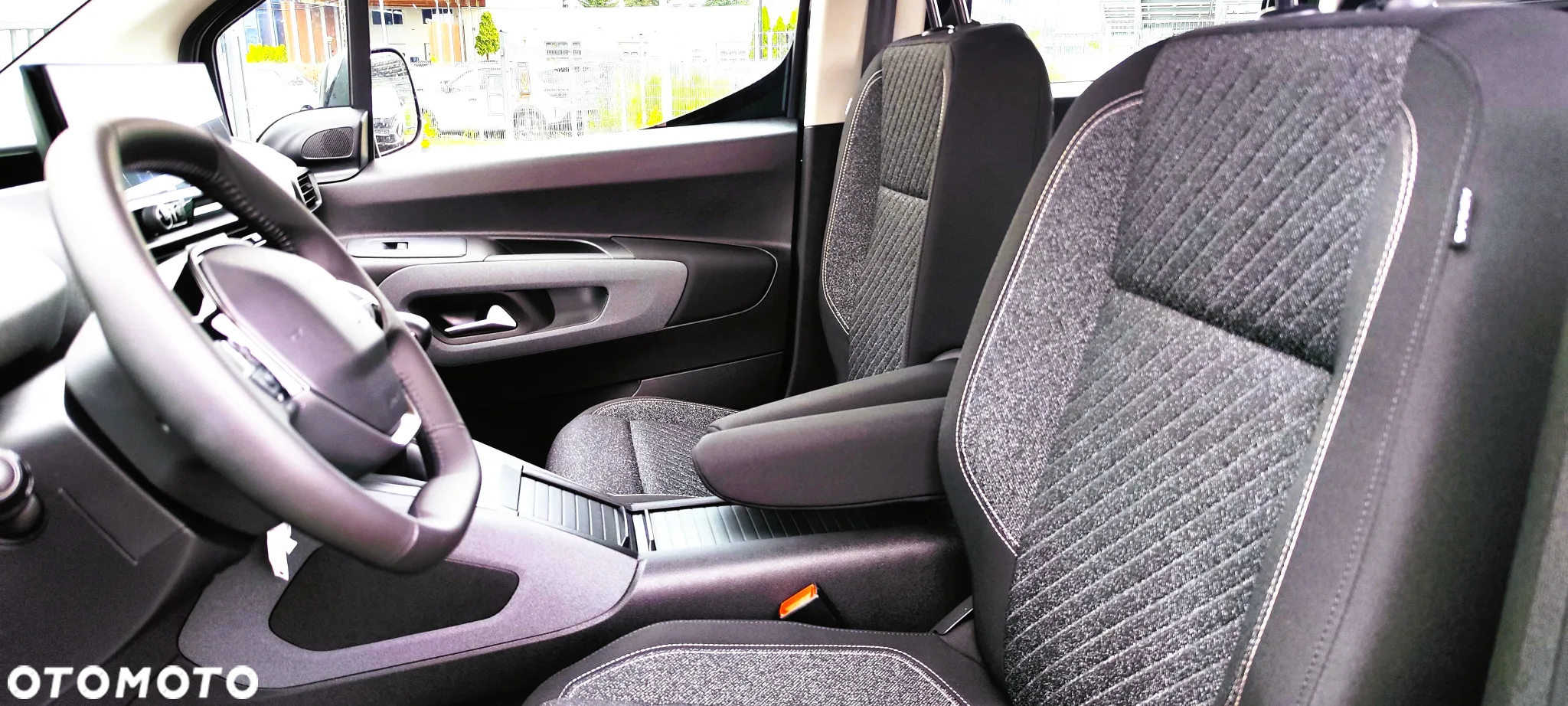 Peugeot Rifter Long MPV 1.2 PureTech Allure S&S N1 - 7