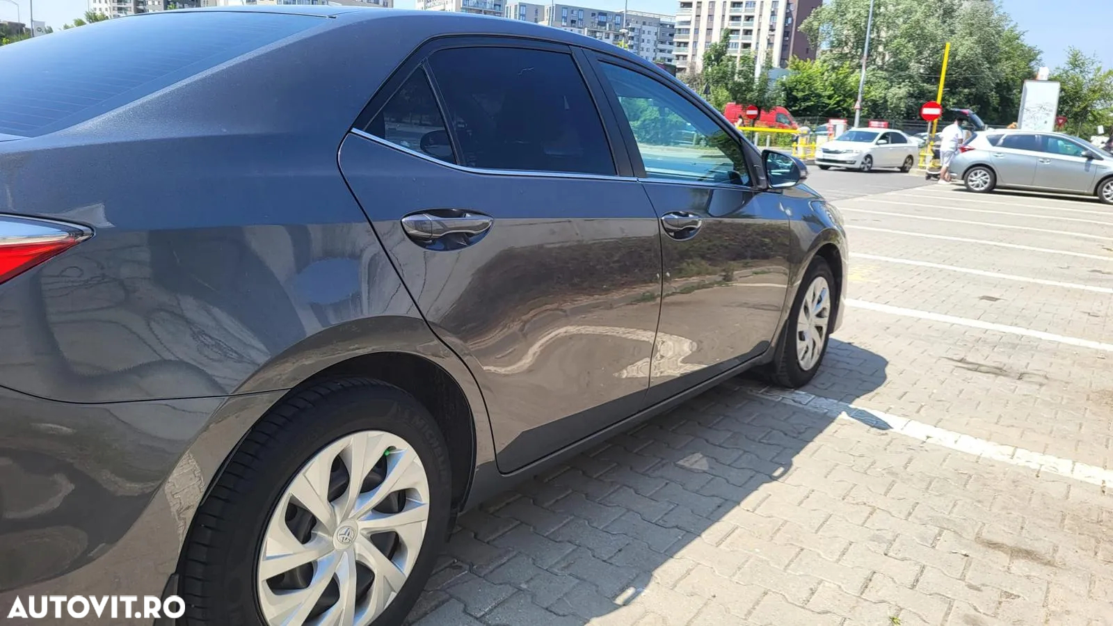 Toyota Corolla - 8