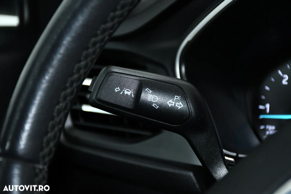 Ford Focus 1.5 EcoBlue Start-Stopp-System Aut. ACTIVE - 23