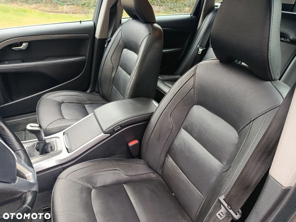 Volvo V70 D4 Drive-E Dynamic Summum - 16