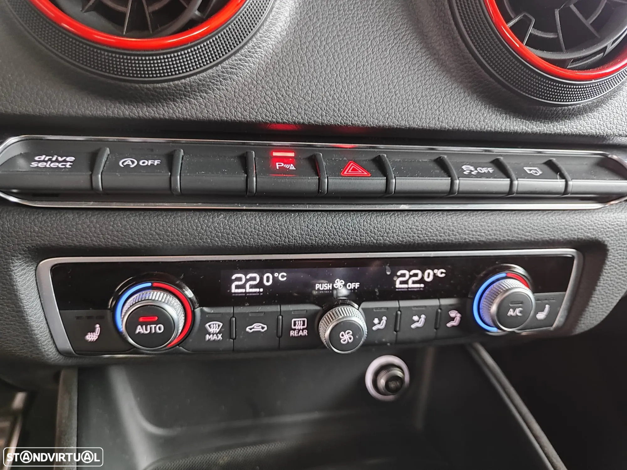 Audi RS3 Sportback 2.5 TFSI quattro S tronic - 43