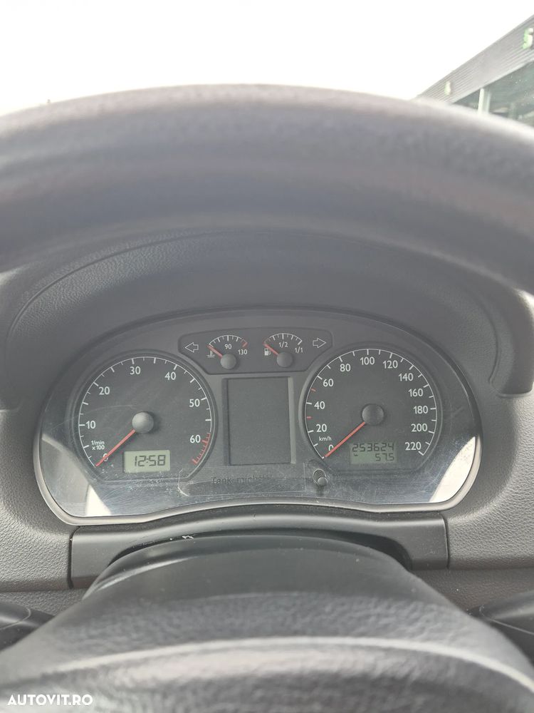 Volkswagen Polo - 14