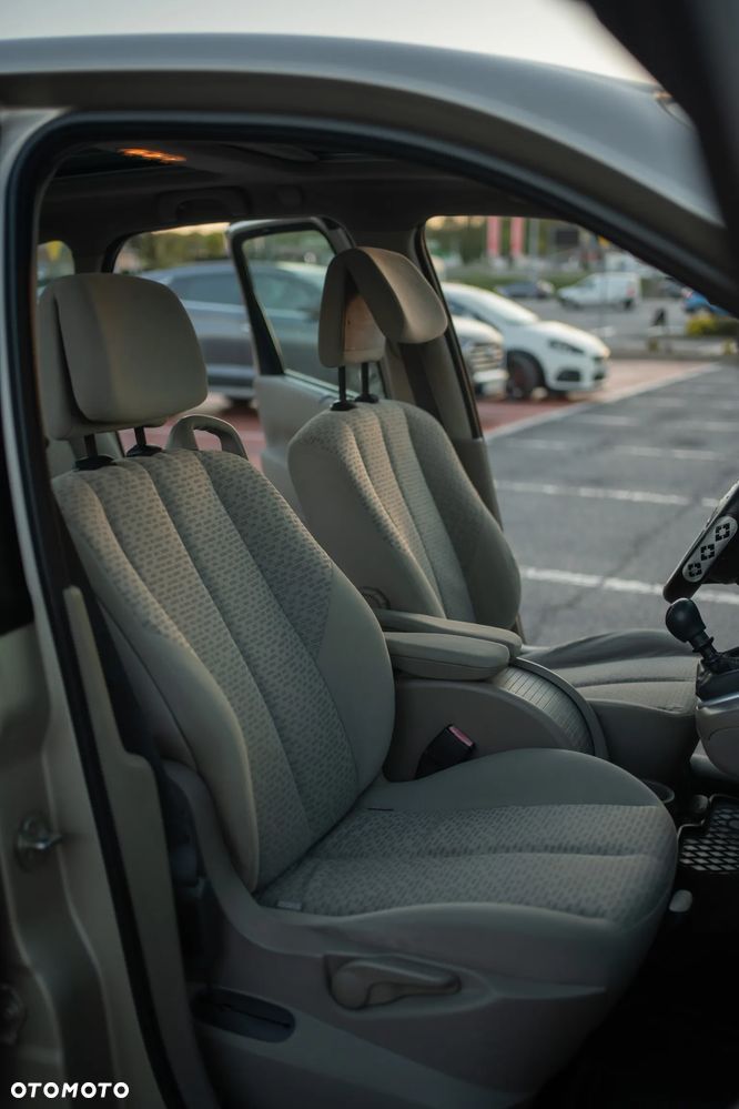 Renault Scenic 1.5 dCi Confort Expression - 13