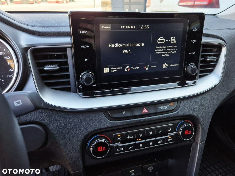 Kia Ceed 1.5 T-GDI M - 33