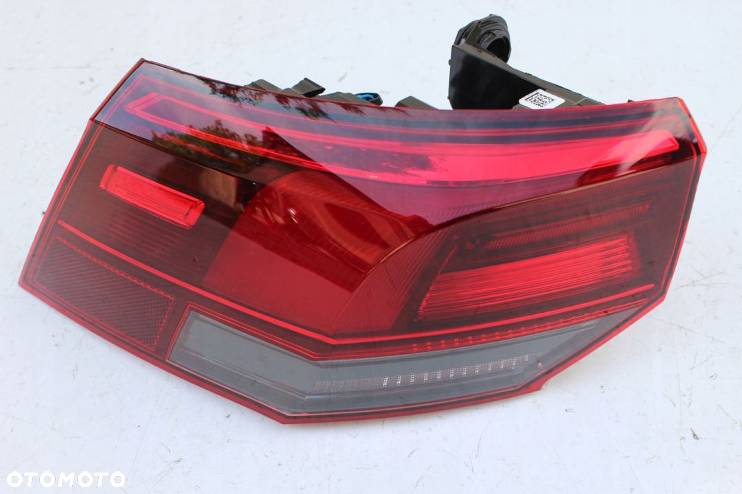 VW Golf 8 VIII 2020- Lampa Tylna Lewa Led Hatchback Oryginał  5H0945095C - 2