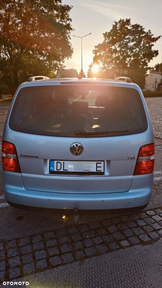 Volkswagen Touran - 2