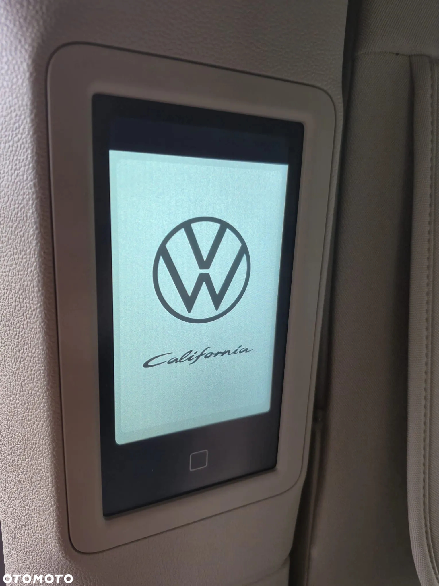 Volkswagen California - 34