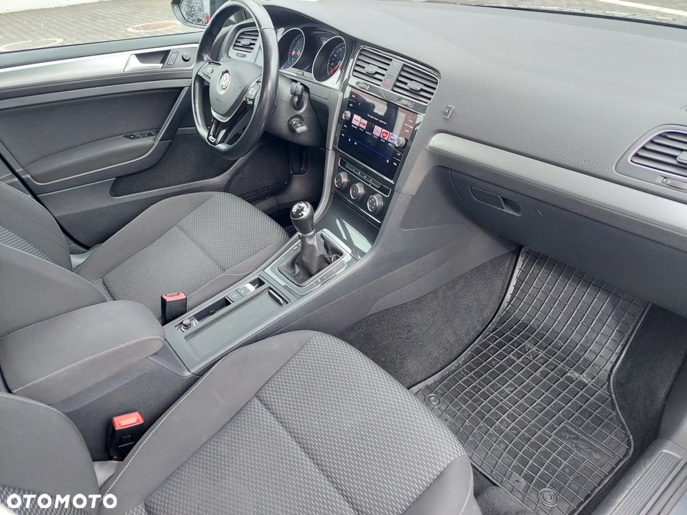 Volkswagen Golf VII 1.6 TDI BMT Trendline - 22