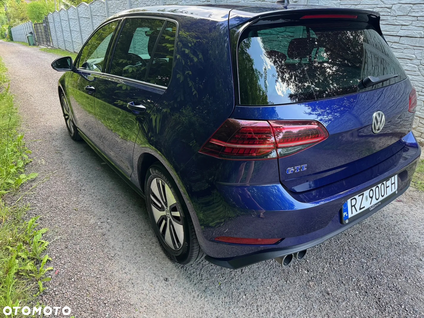 Volkswagen Golf - 5