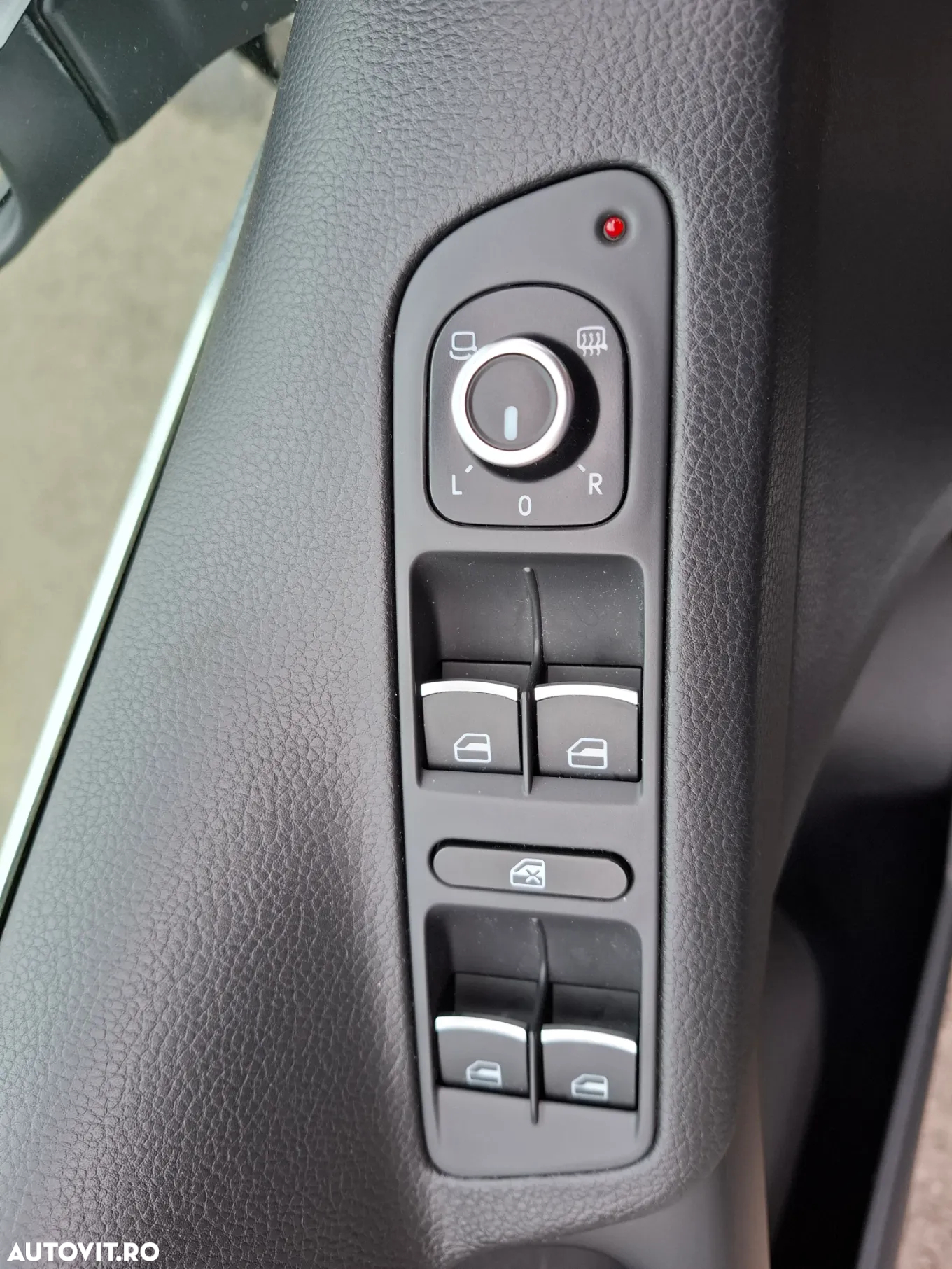 Volkswagen Tiguan 2.0 TDI BMT Sport & Style - 9