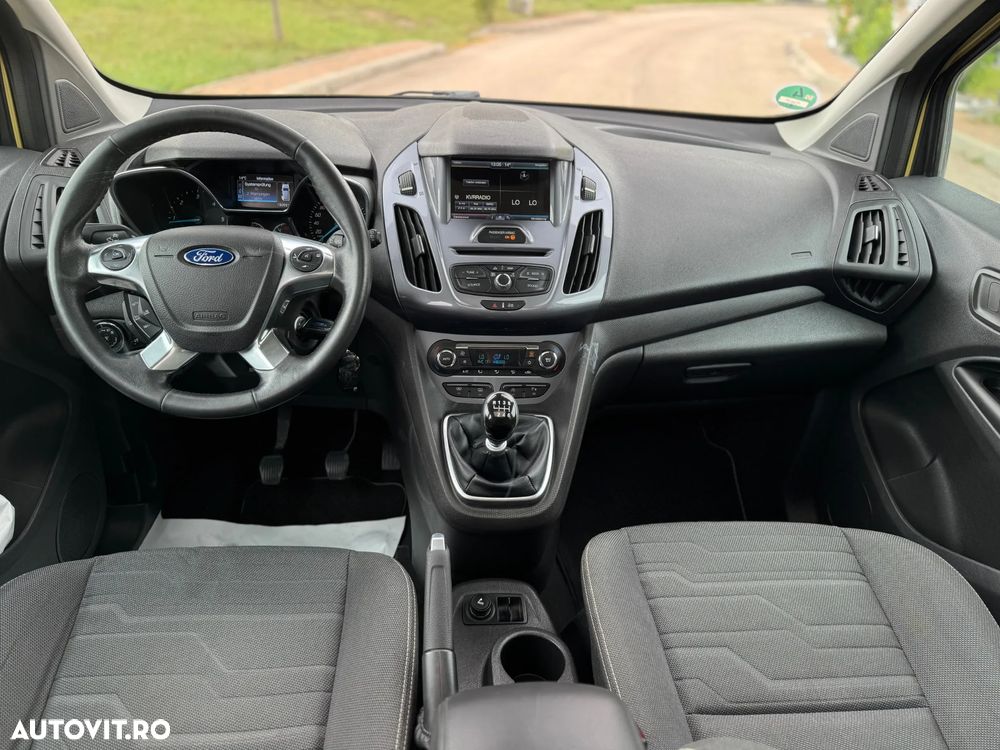 Ford Tourneo Connect Grand 1.5 TDCi Start/Stop Titanium - 5