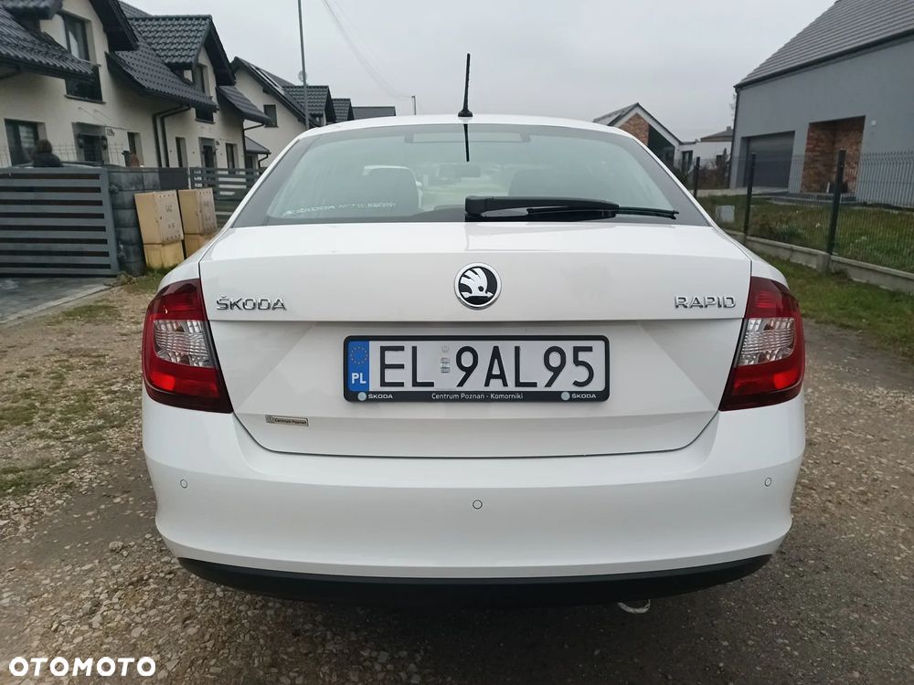 Skoda RAPID 1.0 TSI Active - 14